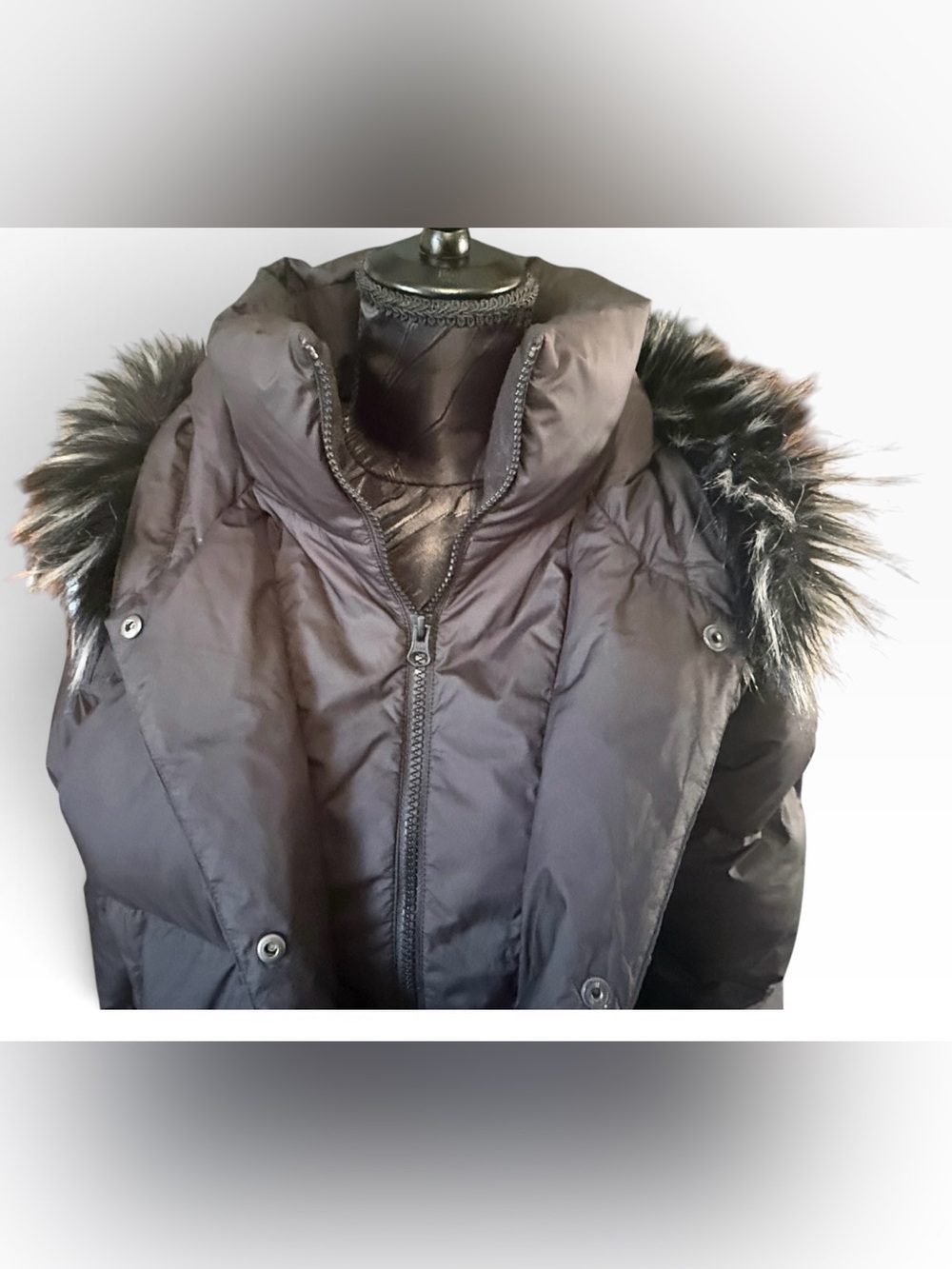 The North Face Black Down Puffer Faux Fur Hood Jacket M - Picture 3 of 13